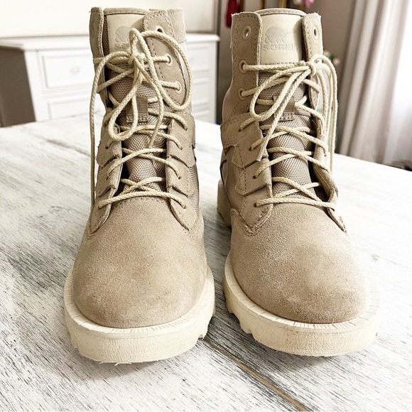 Sorel Womens Caribou OTM Snow Boots size 6 main image 6